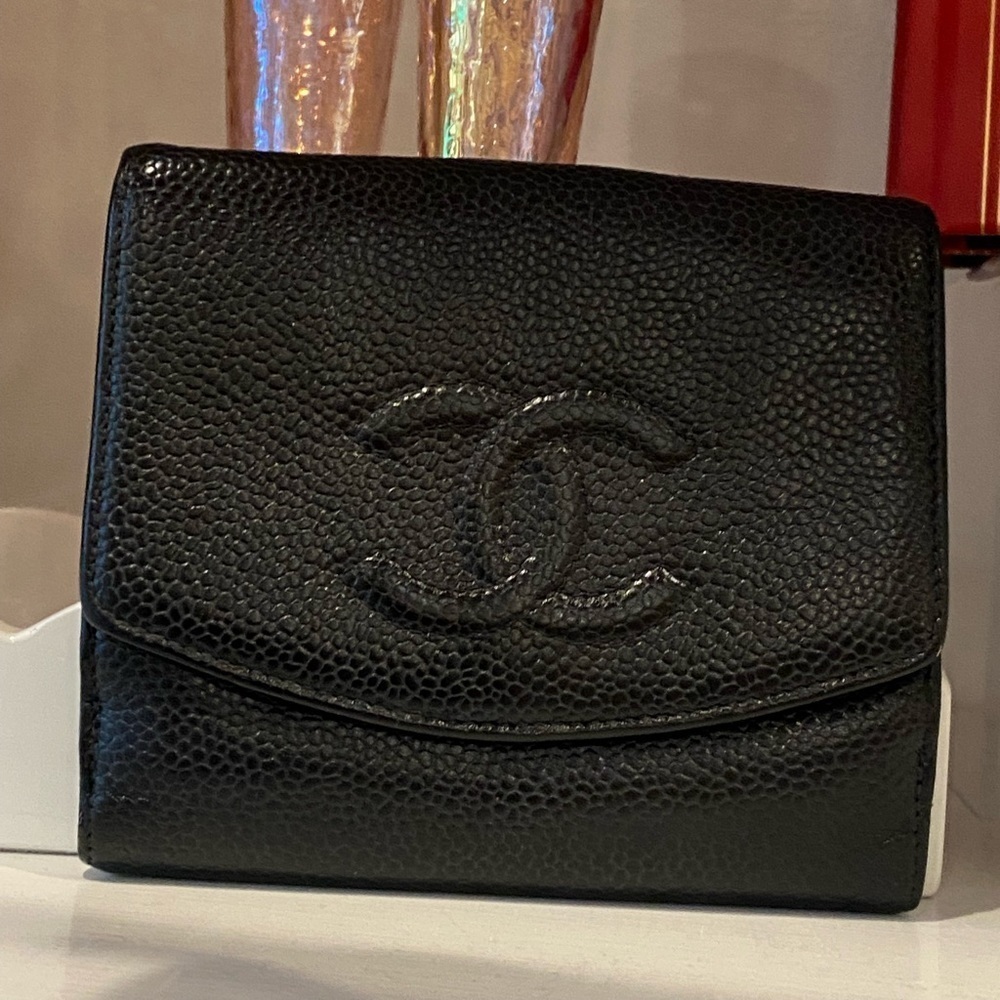 Chanel black caviar leather CC coin purse compact wallet
